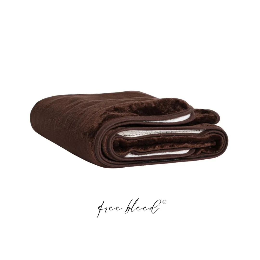 Free Bleed® Blanket – Cocoa, photo 2 of 6