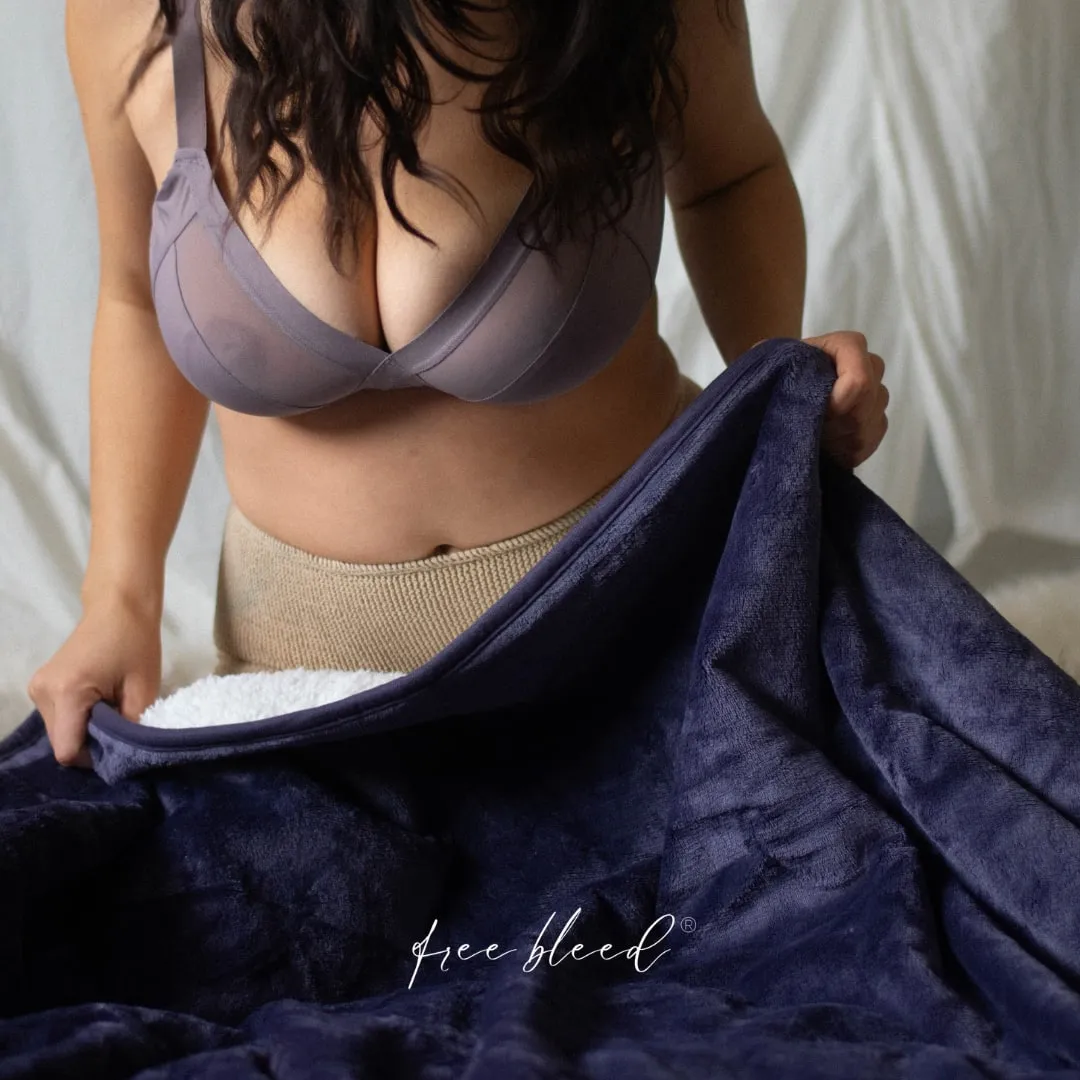 Free Bleed® Blanket – Plum
